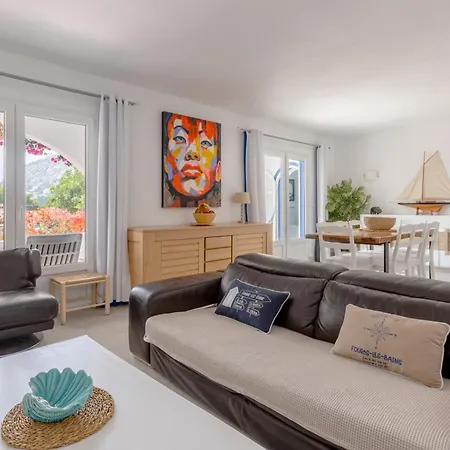 Hibiscus By Sun & Sea Homes *