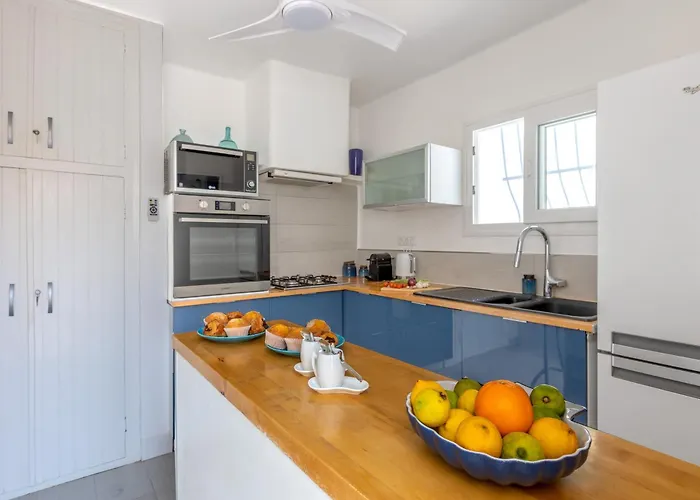 Hibiscus By Sun & Sea Homes