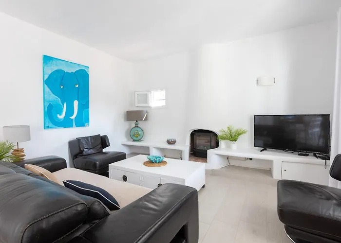 Hibiscus By Sun & Sea Homes Villa